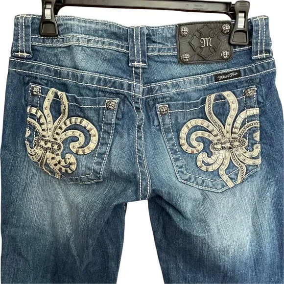 VINTAGE Y2K MISS ME CAPRIS  Fleur de Lis Bling SZ 27 - Picture 3 of 9